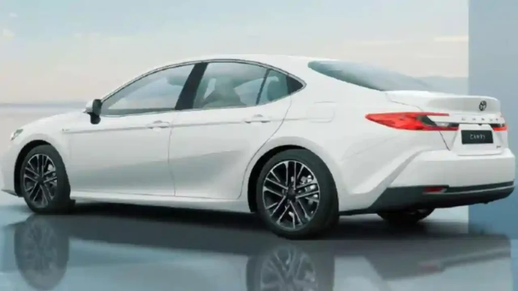 2025 टोयोटा Camry