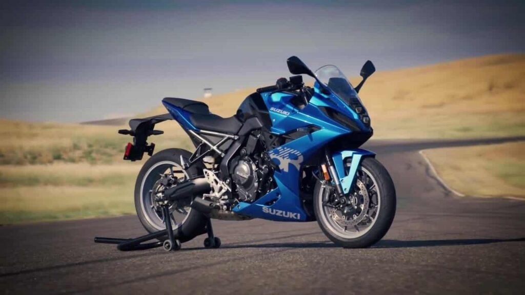 GSX-8R